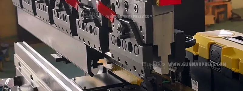 Common Press Brake Tooling Standards and Interface Analysis-7jpg